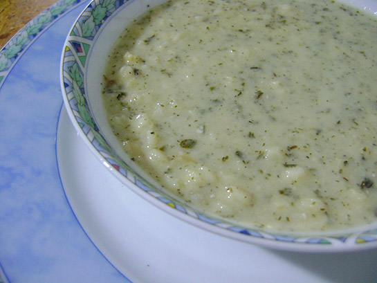 Bulgurlu Yoğurt Çorbası